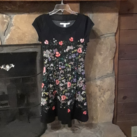 LC Lauren Conrad Dresses & Skirts - Cute Lauren Conrad floral dress